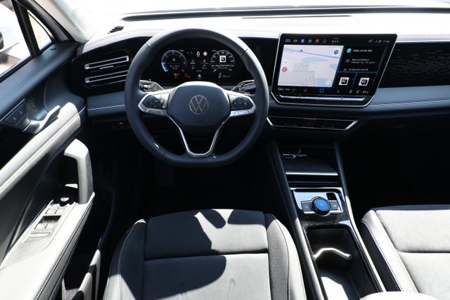 Volkswagen Tiguan Eleg. 4M Nav DCC+ LED+ SHZ eHk KeyL ParkA 