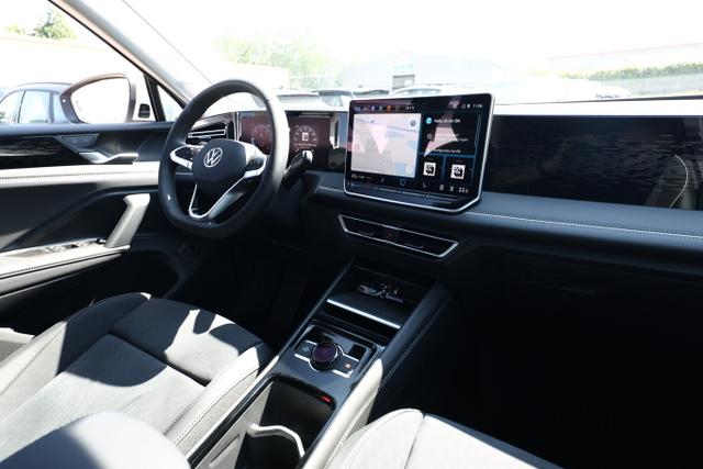 Volkswagen Tiguan Eleg. 4M Nav DCC+ LED+ SHZ eHk KeyL ParkA 