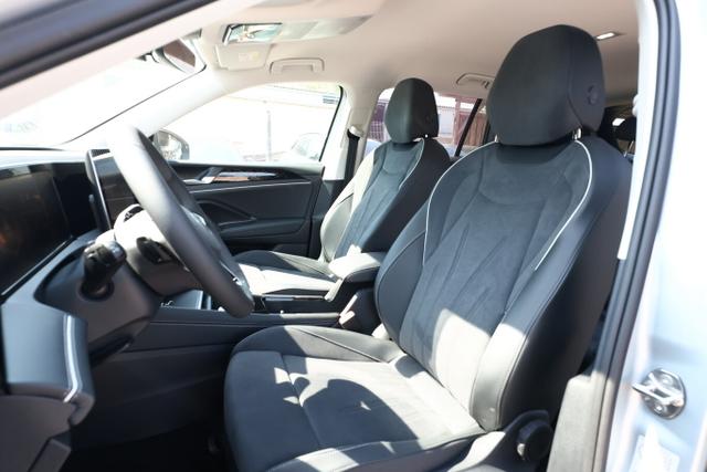 Volkswagen Tiguan Eleg. 4M Nav DCC+ LED+ SHZ eHk KeyL ParkA 
