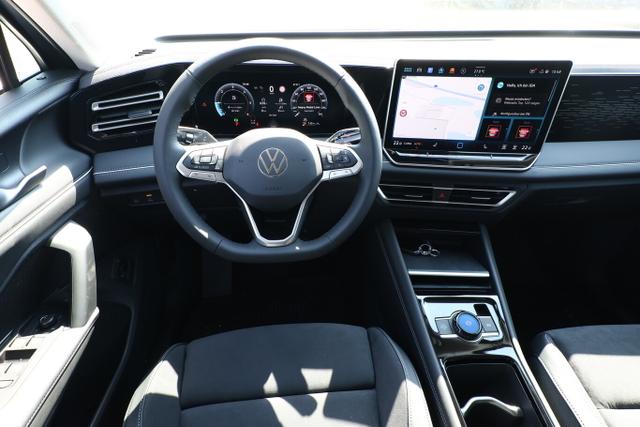 Volkswagen Tiguan Eleg. 4M Nav DCC+ LED+ SHZ eHk KeyL ParkA 
