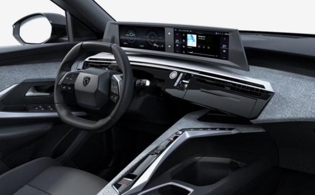 3008 Allure Nav Kam 21"-HD CarPlay AC(2Zone) LED 