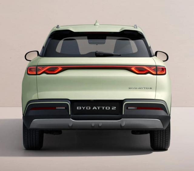 Atto 2 EV Comfort 430kmReichw. 360Kam SHZ ACC 