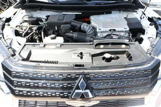 Mitsubishi Eclipse Cross Intro Edition 2.4 MIVEC Hybrid ACC 