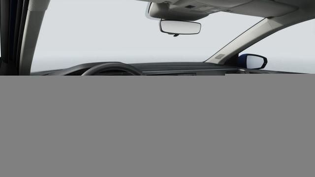 Polo 115 DSG Pano LM 15" R2D AC(2Zone) Keyl SHZ 