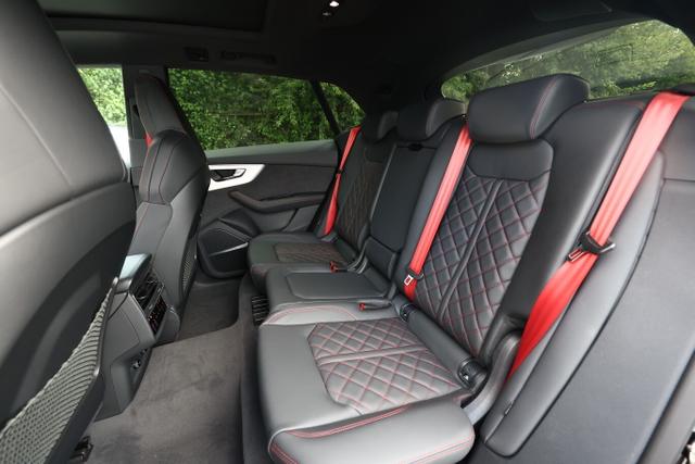 Audi Q8 S line 2xS AssistenzP+ 22Z Laser Pano B&O Klim4 