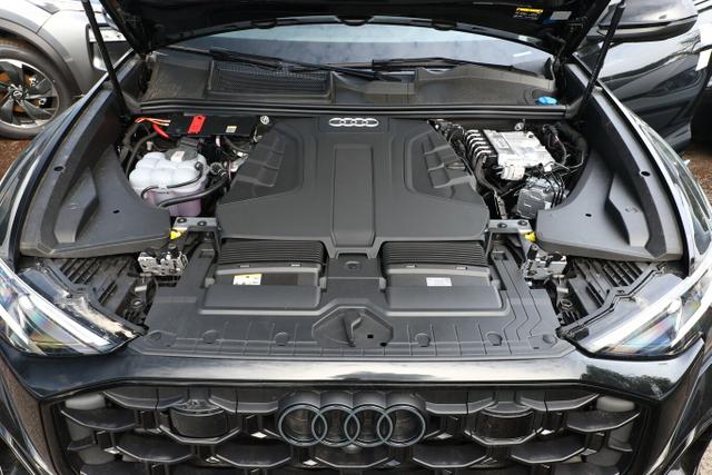 Audi Q8 S line 2xS AssistenzP+ 22Z Laser Pano B&O AHK 