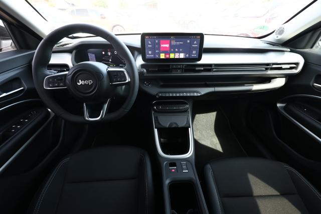 Avenger Summit 1.2 Mild-Hybrid 110 DTC Nav JBL 