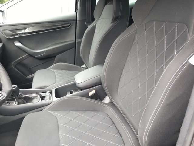 Skoda Karoq Sportline 2.0 TDI 150 LED Nav VirtC SideA 