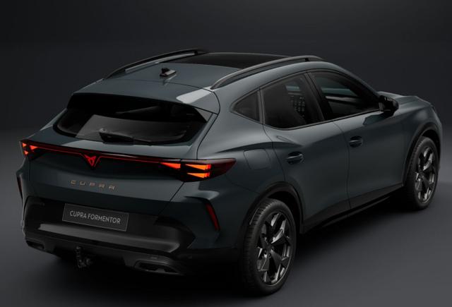 Cupra Formentor DSG 4Drive Dinamica Pano EdgeP AHK SHZ 