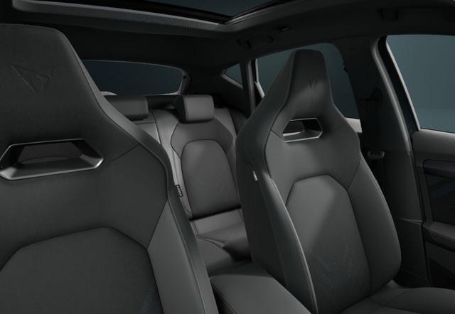 Cupra Formentor DSG 4Drive Dinamica Pano EdgeP AHK SHZ 