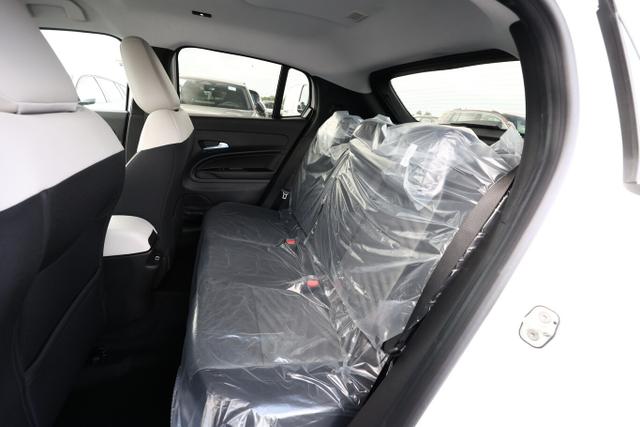 Fiat 600 Hybrid La Prima SHZ eHK ACC Nav Kam 360&deg;PDC 