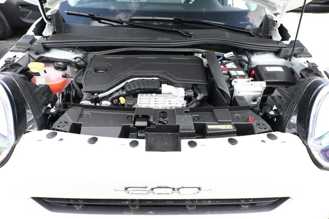Fiat 600 Hybrid La Prima SHZ eHK ACC Nav Kam 360&deg;PDC 
