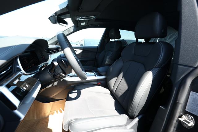Audi Q8 S line 2xS AssistenzP+ 22Z Laser Pano B&O PrivG 