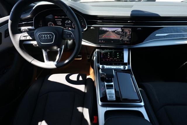 Audi Q8 S line 2xS AssistenzP+ 22Z Laser Pano B&O PrivG 