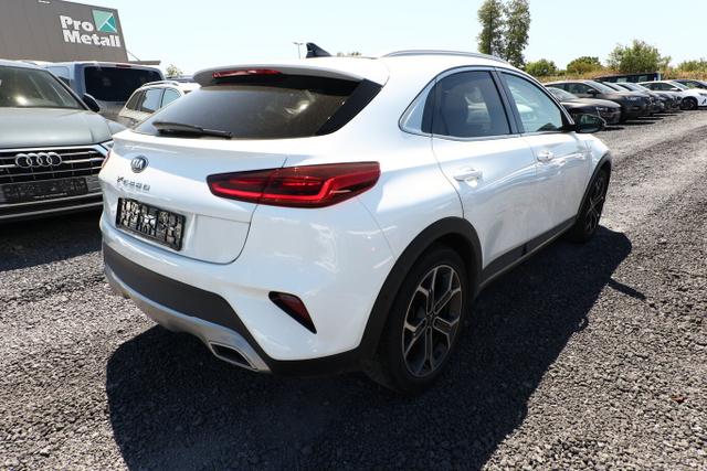 Kia XCeed Platinum 1.6 T-GDI 204 DCT Pano LED Nav 