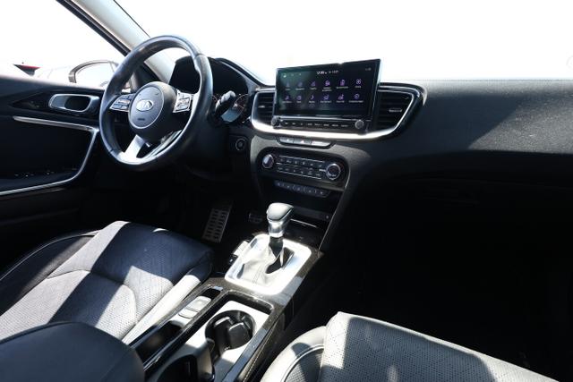Kia XCeed Platinum 1.6 T-GDI 204 DCT Pano LED Nav 