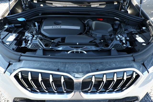 BMW X1 M Sport 18i sDrive LED Nav Kam eHK SHZ 18Z 