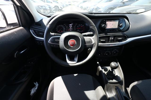 Fiat Tipo 5-T&uuml;rer EASY 1.4 T-Jet 120 Nav PDC SHZ Klima LM16Z 