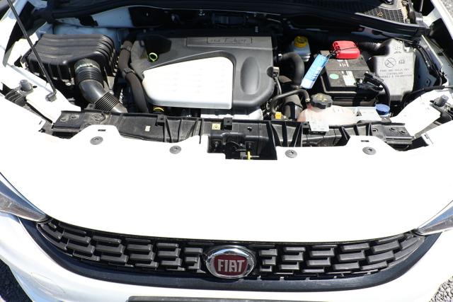 Fiat Tipo 5-T&uuml;rer EASY 1.4 T-Jet 120 Nav PDC SHZ Klima LM16Z 