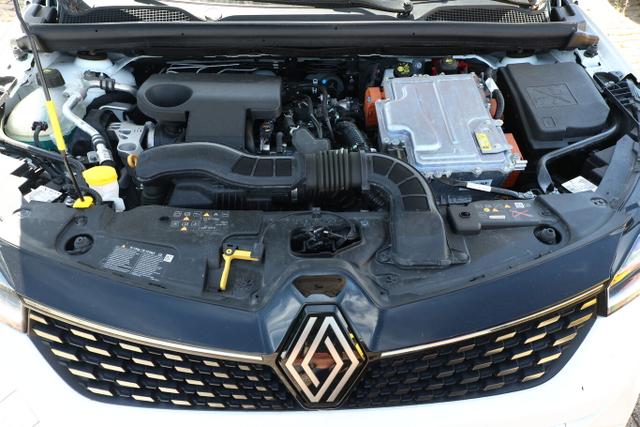 Clio Techno V 1.6 E-TECH Hybrid 145 LED 360&deg; PDC 