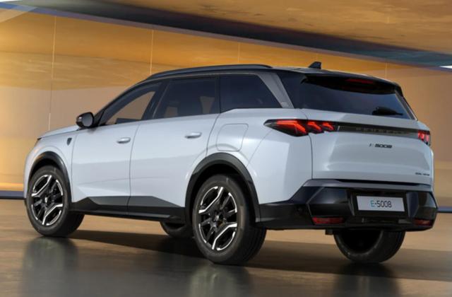 Peugeot 5008 GT 73 kWh 11 kW-OBC CarP 360&deg; WP 