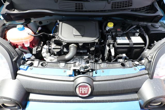 Fiat Panda Cross 5S PDC CarP/AndroidA PrivG 15Z NSW 