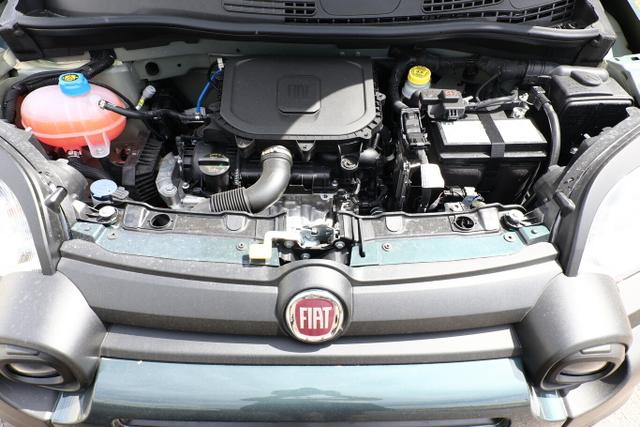 Fiat Panda Cross 5S PDC CarP/AndroidA PrivG 15Z NSW 