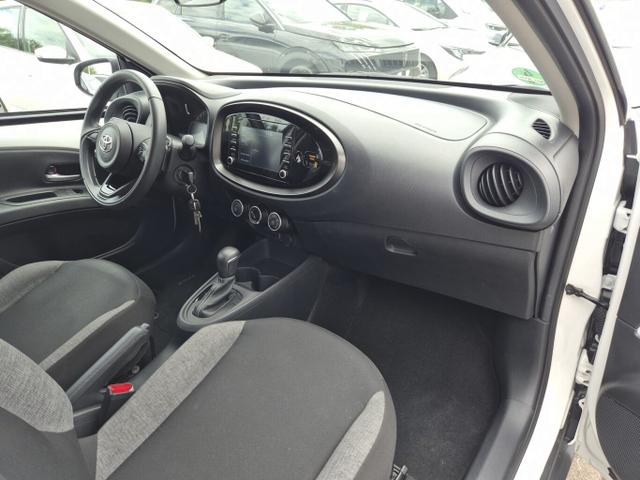 Toyota Aygo X 1.0 VVT-i 72 CVT ACC SmartCo Kam Klima 