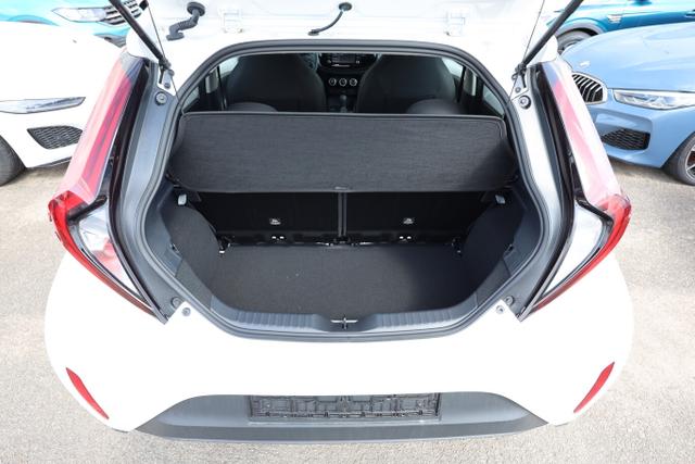 Toyota Aygo X 1.0 VVT-i 72 CVT ACC SmartCo Kam Klima 