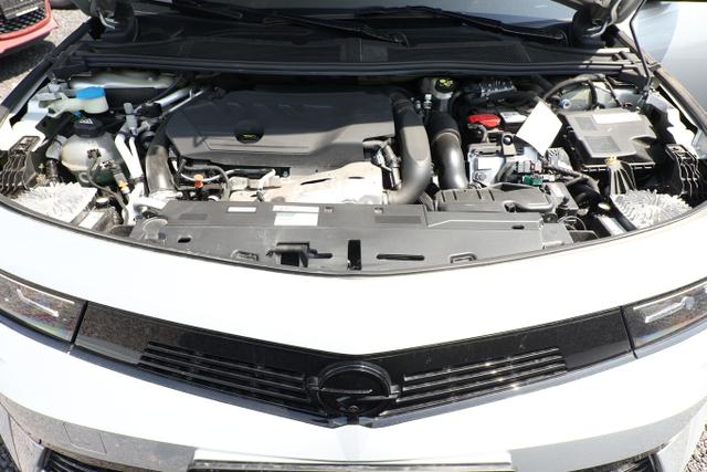 Opel Astra Caravan Ultimate L 1.6 Turbo 180 PHEV Aut. AHK Nav 