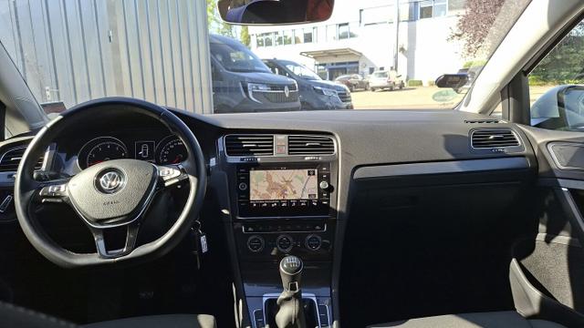 Volkswagen Golf Comfortline VII 1.5 TSI 150 R-Line LED Nav 