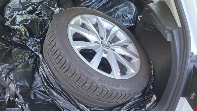 Volkswagen Golf Comfortline VII 1.5 TSI 150 R-Line LED Nav 