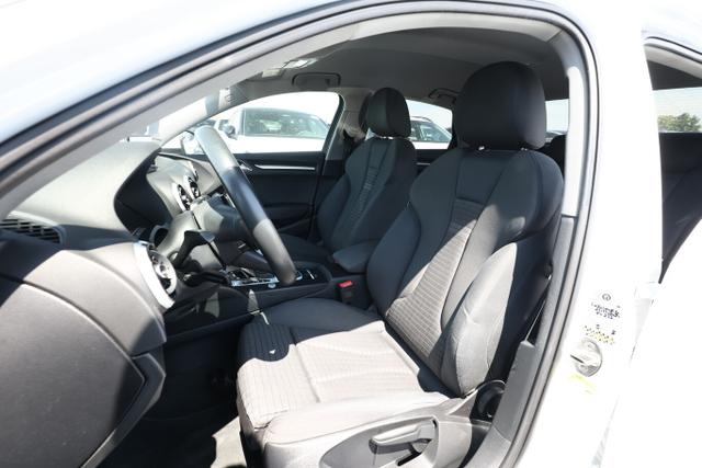 Audi A3 Limousine sport 30 TDI S tronic line Nav 