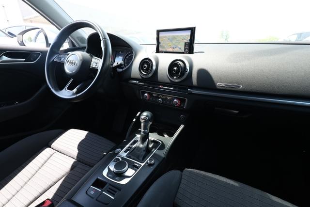Audi A3 Limousine sport 30 TDI S tronic line Nav 