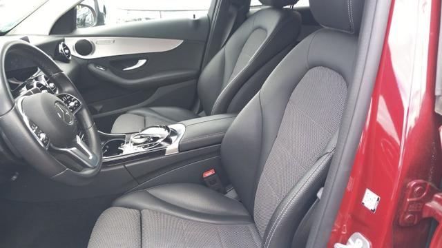 Mercedes-Benz C-Klasse AVANTGARDE C 300 T LED Nav AHK eHk SHZ ParkP 17Z 