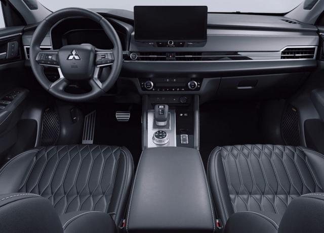 Outlander Diamant Top PHEV 4WD Leder Pano 4xSHZ 