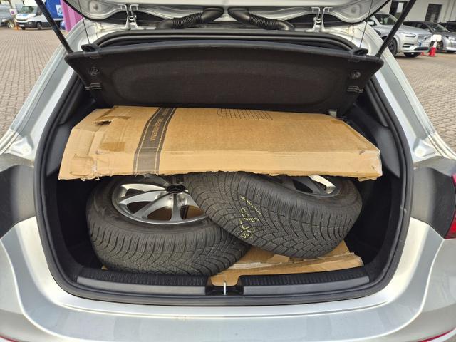 Mercedes-Benz A-Klasse Progressive A 200 Nav SHZ ParkAs Kam Temp LM18Z 