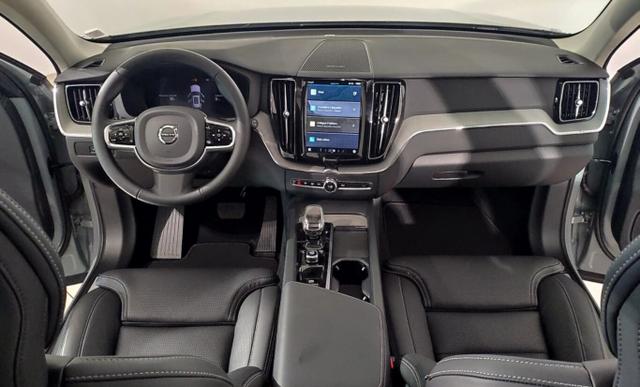 XC60 Plus Dark PHEV T8 Four-C Nappa H/K Pano ACC 