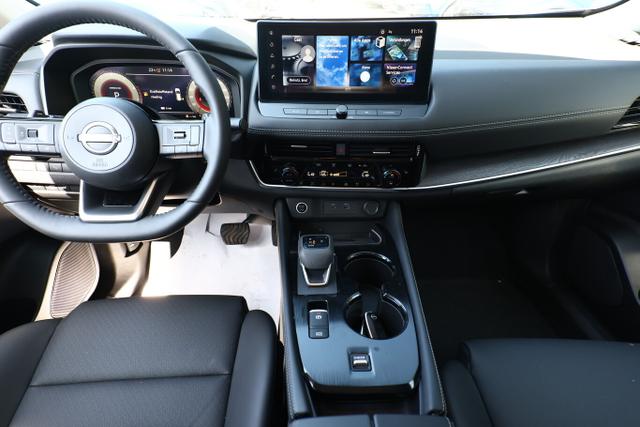X-Trail Tekna Pano 4xSHZ HUD PrivG LED 360&deg; Nav 
