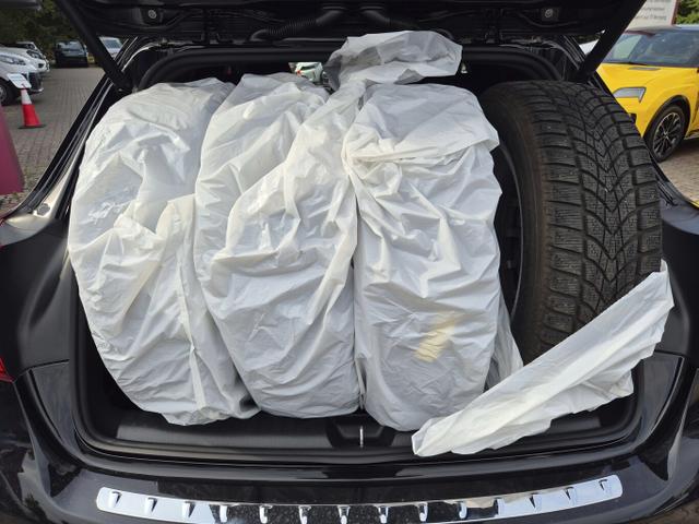 Mercedes-Benz GLA AMG Line 180 DCT LED Nav SHZ ParkAs eHk 19Z 