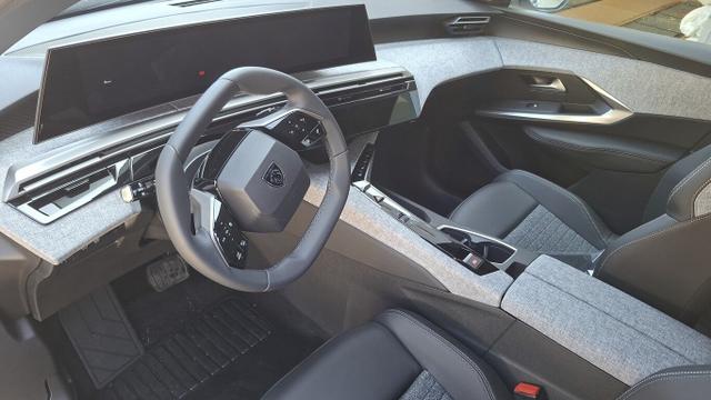 Peugeot 3008 Allure Hybrid ACC 21"-HD SHZ AWR 360&deg; Nav 
