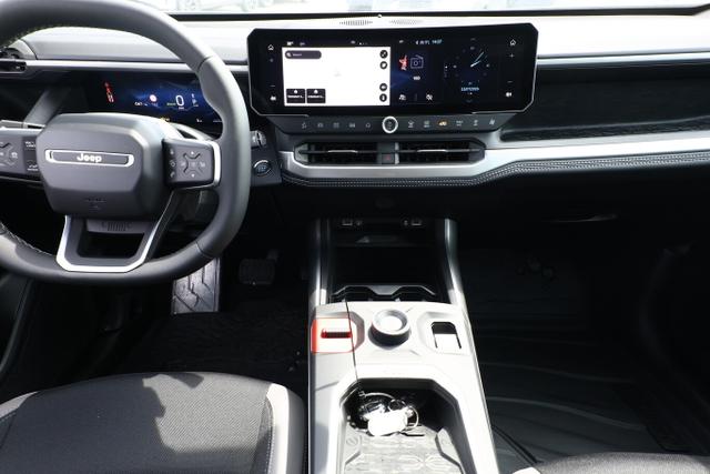 JEEP Compass First Edition 74kWh Nav Matrix eHk 360&deg;K 