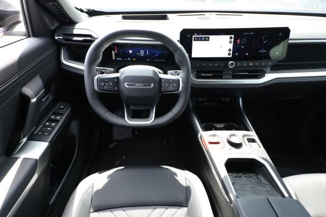 Compass First Edition 74kWh Nav HUD Focal Matrix 
