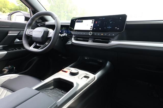 Compass First Edition 74kWh Nav HUD Focal Matrix 