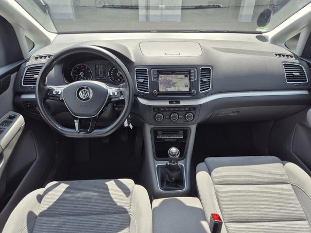 Volkswagen Sharan Comfortline 1.4 TSI 150 Nav ACC Kam SHZ 