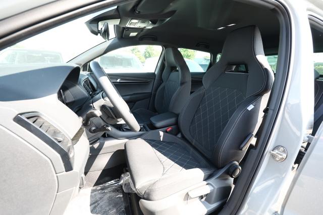 Skoda Karoq Sportline DSG 4x4 Sportl Matrix Nav 360&deg; Canton ACC 