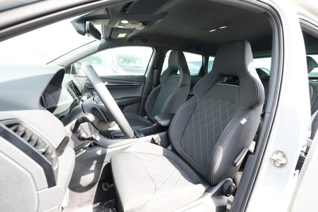Skoda Karoq Sportline DSG Sportl Matrix Nav 360 Canton ACC Kessy 