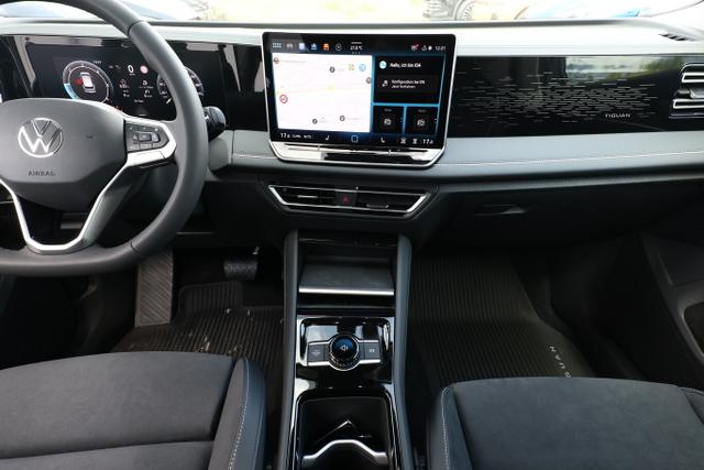 Volkswagen Tiguan Eleg. 4M Nav DCC+ LED+ SHZ eHk KeyL ParkA 