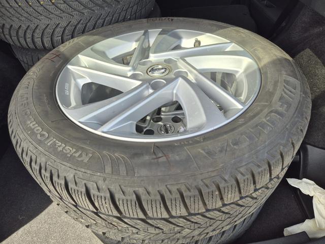 Nissan Qashqai N-CONNECTA 1.3 DIG-T 160 Pano SHZ PDC 