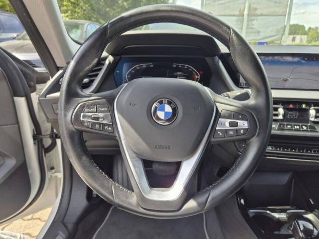 BMW 2er Active Tourer Sport Line 218i DKG Gran Coup&eacute; CockpitP SHZ Park 